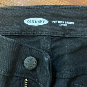 Old Navy Low Rise Pop Icon Skinny Black Jeans